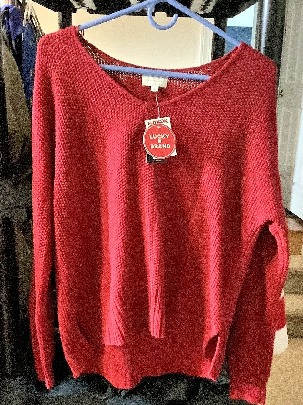 Lucky Brand Spring Weight V Neck Pullover Knit Crew Neck Sweater in Red Small